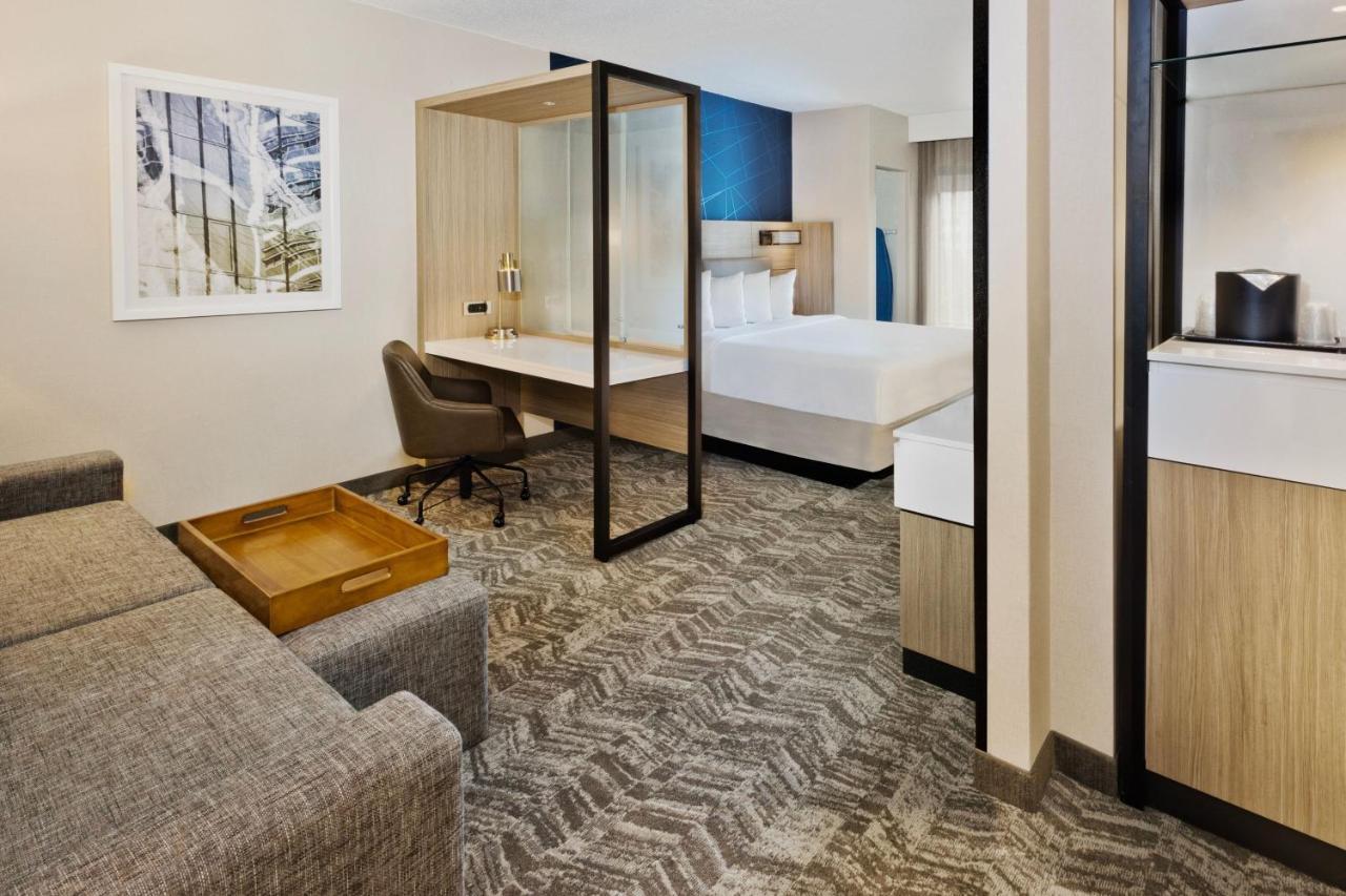 สปริงฮิลล์ สวีท เบอร์มิงแฮม โคลอนเนด Hotel ภายนอก รูปภาพ