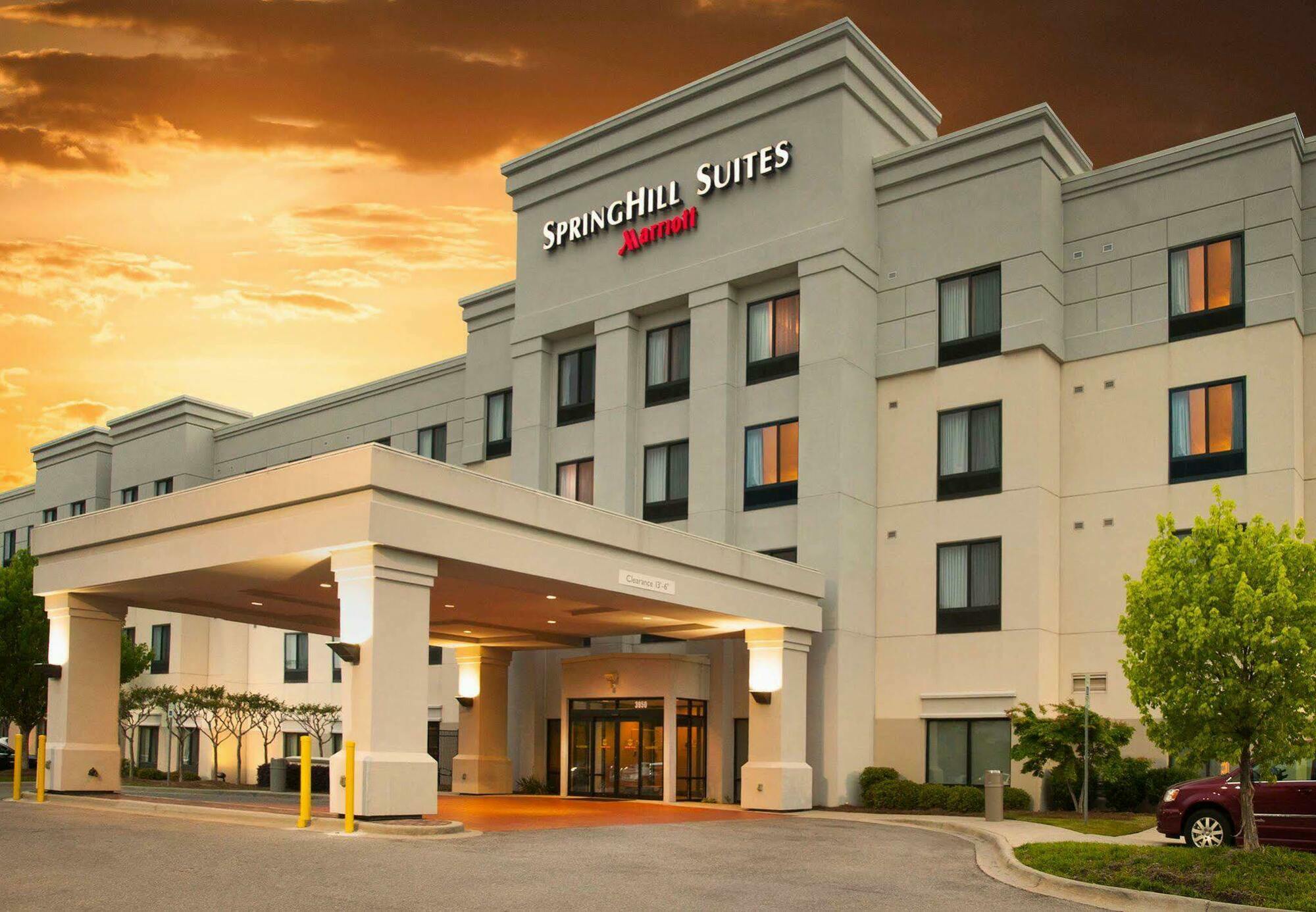 สปริงฮิลล์ สวีท เบอร์มิงแฮม โคลอนเนด Hotel ภายนอก รูปภาพ